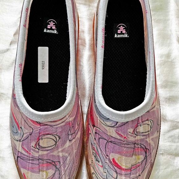 SHOES, KAMIK 4 WHEEL DRIVE OUTDOOR GEAR, RUBBER, SZ 7, PURPLE MIX, MADE IN CANAD - Picture 1 of 10